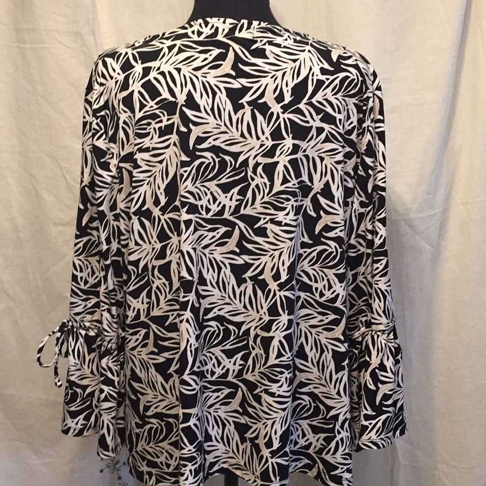Blouse - Picture 4 of 8